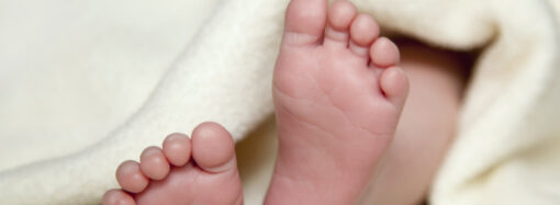 Kolkata woman throws newborn out of the window after giving birth inside a toilet