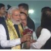 স্বদেশত প্ৰধানমন্ত্ৰীক ৰঙা গোলাপেৰে আদৰিলে বিজেপি নেতৃত্বই…