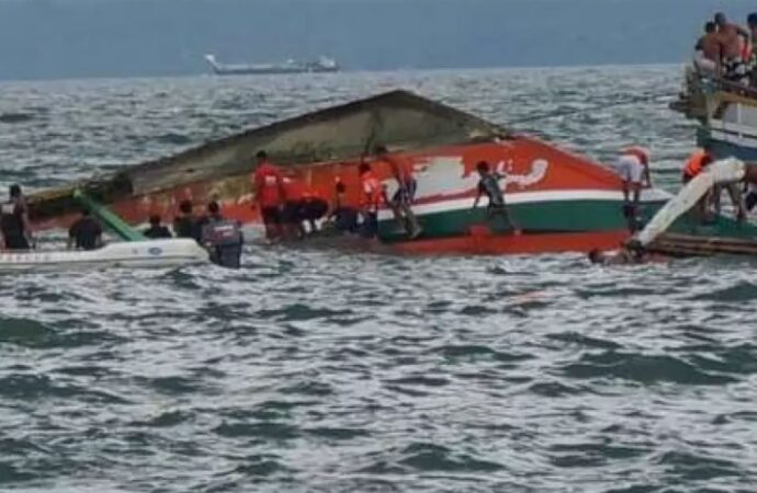 ভয়ংকৰ নাও দুৰ্ঘটনা..
