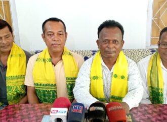 বিতৰ্কৰ আবৰ্তত কোচ ৰাজবংশী উন্নয়ন পৰিষদ, উপাধ্যক্ষ হেমকান্ত ডেকাৰ বিৰুদ্ধে গৰজি উঠিল নগাওঁ জিলা কোচ ৰাজবংশী সন্মিলনী