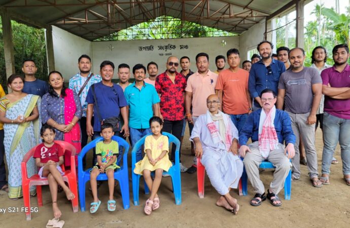 বান পৰিস্থিতিৰ পৰিপ্ৰেক্ষিতত সোনাইপৰীয়া শিল্পী মঞ্চৰ প্ৰতিষ্ঠা দিৱস অনুষ্টুপীয়াকৈ পালন