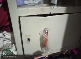 নগাঁৱত দিন দুপৰতে অৱসৰী শিক্ষকৰ ঘৰত চুৰিকাণ্ড