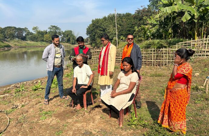 ডিমৰীয়াত বৈদিক ৰীতি-নীতিৰে মুছলমান পৰিয়ালক ধৰ্মান্তৰকৰণ