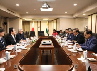 জাপান ভ্ৰমণৰ অন্তিম দিনত মুখ্যমন্ত্রী ড০ হিমন্ত বিশ্ব শৰ্মাৰ দেশখনৰ মন্ত্ৰী, উদ্যোগপতি, বিশ্ববিদ্যালয় তথা সংবাদ মাধ্যমৰে গুৰুত্বপূৰ্ণ আলোচনা