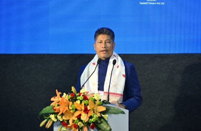 অসম আৰু এতিয়া বন্ধ দিয়া প্ৰদেশ হৈ থকা নাই, অসম এতিয়া ছেমিকণ্ডাক্টৰৰ দেশঃ মন্ত্ৰী পীযুষ হাজৰীকা