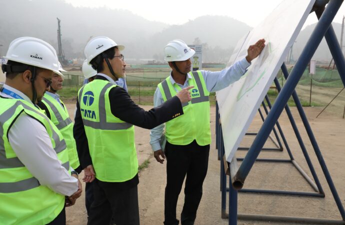 টাটা ছেমিকণ্ডাক্টৰ উদ্যোগৰ লগতে অসমত বিনিয়োগৰ বাবে বহুতো জাপানী প্ৰতিষ্ঠান আগ্ৰহী