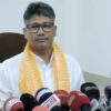 গৌৰৱ গগৈৰ দৰে তথাকথিত হিন্দুৱেহে গো-মাংস স্পৰ্শ কৰিব পাৰেঃ মন্ত্ৰী পীযুষ হাজৰীকা