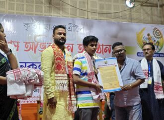 ছয়গাঁৱত ৫৩০ গৰাকী ছাত্ৰ-ছাত্ৰীক ‘সন্মিলিত জনকল্যাণ মঞ্চ’ৰ উদ্যোগত সম্বৰ্ধনা