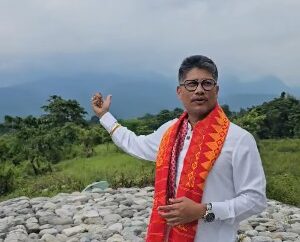 ওদালগুৰিৰ জালিমুখত বিভাগীয় শৈলবান্ধ প্ৰকল্প পৰিদৰ্শন জলসম্পদ মন্ত্ৰী পীযুষ হাজৰীকাৰ