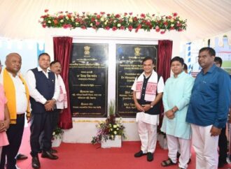 চাৰিদিনীয়া ডিব্ৰুগড়-তিনিচুকীয়া ভ্রমণত কেবা কোটিৰ প্ৰকল্প উছৰ্গা মুখ্যমন্ত্ৰীৰ