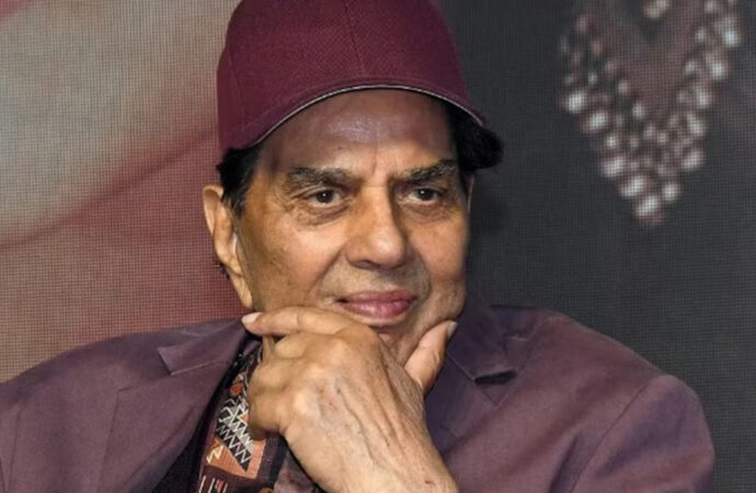 সামৰণি পৰিল দেশৰ অভিনয় জগতৰ এটি বৰ্ণিল অধ্যায়ৰ! জনপ্ৰিয় প্ৰবীণ অভিনেতা ধৰ্মেন্দ্ৰৰ শেষ নিশ্বাস ত্যাগ…