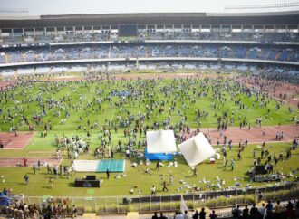 মাত্ৰ ৫০ হাজাৰ ভিৰেই নিয়ন্ত্ৰণ কৰিব নোৱাৰিলে কলিকতা প্ৰশাসনে